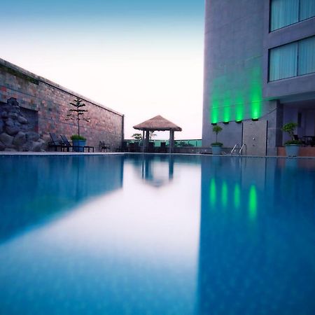 Ocean Paradise Hotel And Resort Cox's Bazar Esterno foto