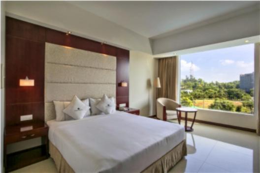 Ocean Paradise Hotel And Resort Cox's Bazar Esterno foto